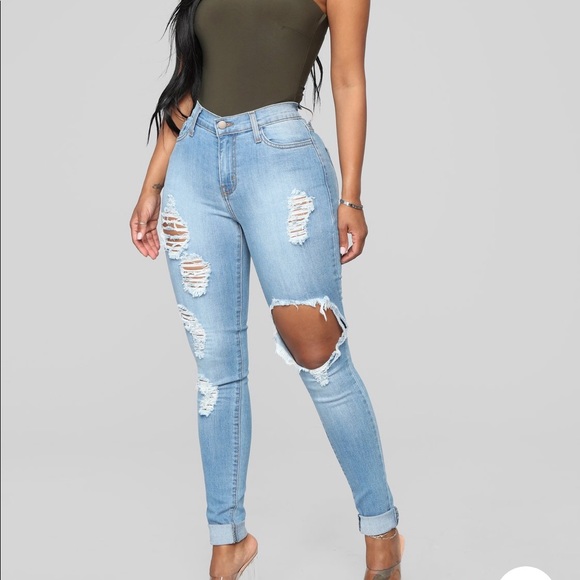 Glistening Jeans - Medium Wash - Picture 2 of 6